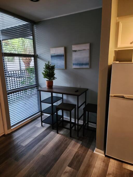 Apartament Blue Shark *W7* @ Montrose 1Br Private King Loft Houston Zewnętrze zdjęcie